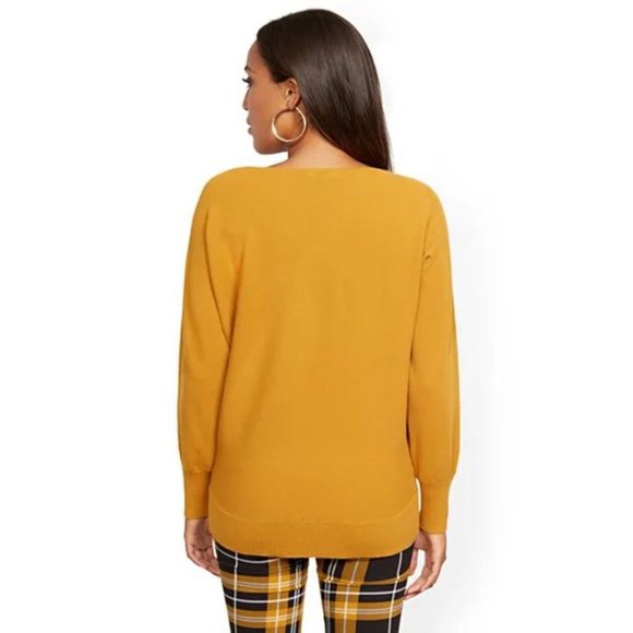 New York & Company Button Accent Dolman Sweater XL - Picture 3 of 4